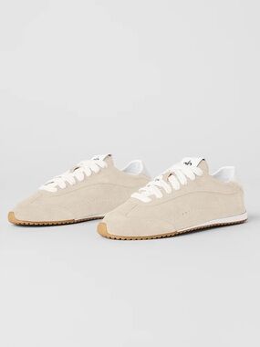Alo Sunset Sneaker Sandstone Women’s size 9.5 Brand New In Box
